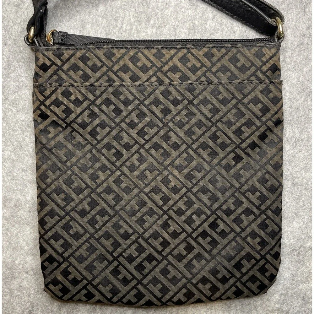 TOMMY HILFIGER Julia Crossbody Bag Monogram Jacquard Signature Stripe Purse